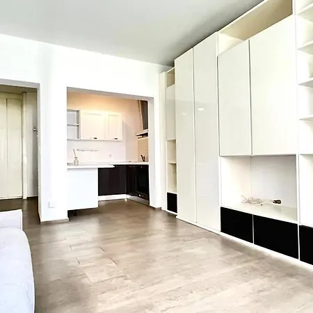 Lovely House *